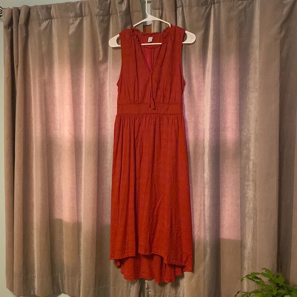 Old Navy high-low coral dress with tassel tie, size medium.